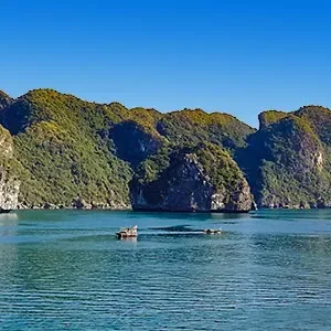 10 Days Small Group Vietnam Tour from Ho Chi Minh City to Hanoi